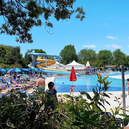 Villaggio Turistico Europa 100s Ferienhaus *